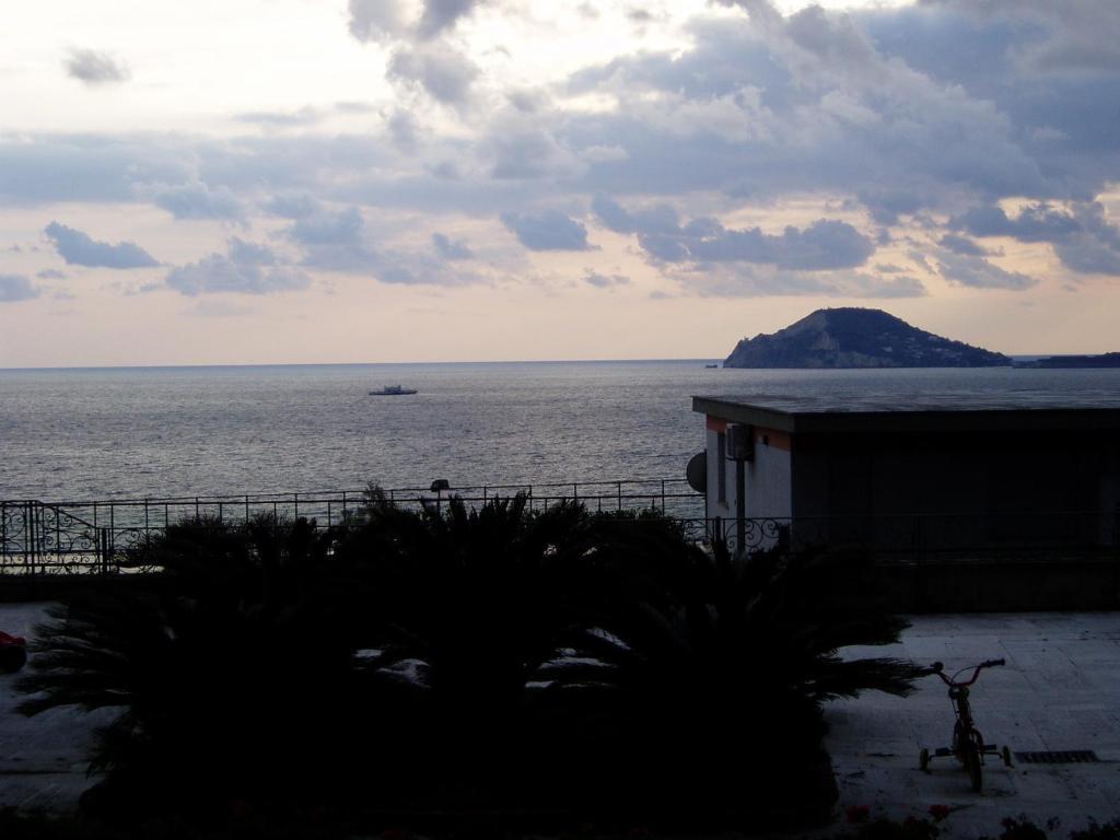 Miramare Residence Pozzuoli Exterior foto