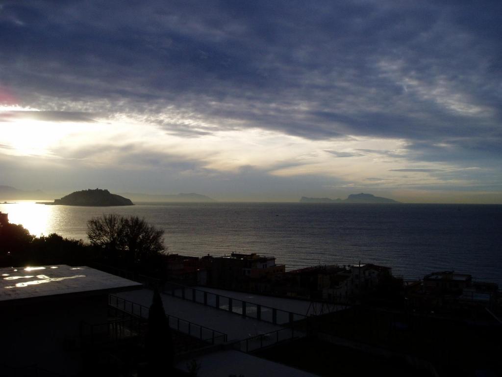 Miramare Residence Pozzuoli Exterior foto