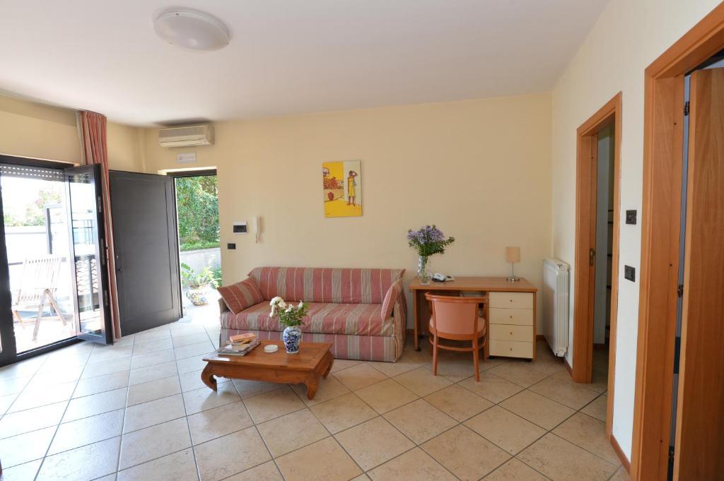Miramare Residence Pozzuoli Cameră foto